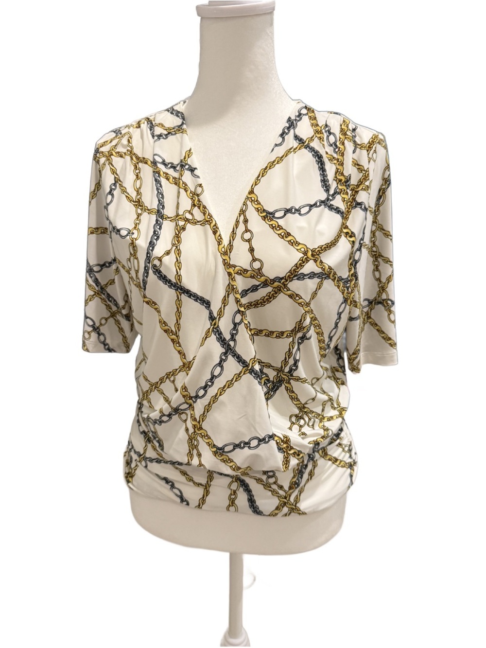INC Chain Print V-Neck Top size small